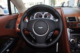 2010款阿斯顿马丁Rapide