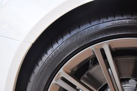 2010款阿斯顿马丁Rapide