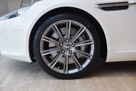 2010款阿斯顿马丁Rapide