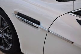 2010款阿斯顿马丁Rapide