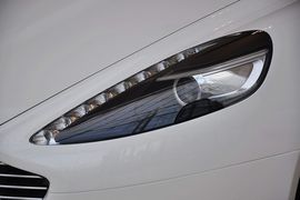 2010款阿斯顿马丁Rapide
