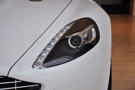 2010款阿斯顿马丁Rapide