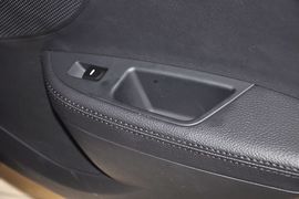2012款现代飞思Veloster