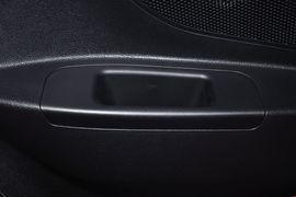 2012款现代飞思Veloster
