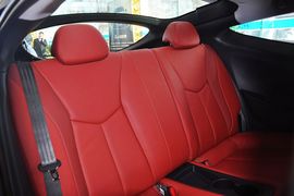 2012款现代飞思Veloster