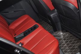 2012款现代飞思Veloster