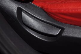 2012款现代飞思Veloster