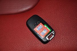 2012款现代飞思Veloster