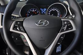2012款现代飞思Veloster