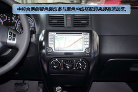 2012款长安铃木天语SX4锐骑