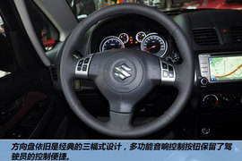 2012款长安铃木天语SX4锐骑