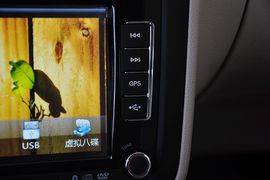 2012款斯柯达晶锐1.4L手动晶致版