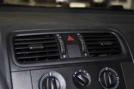 2012款斯柯达晶锐1.4L手动晶致版