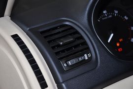 2012款斯柯达晶锐1.4L手动晶致版