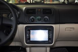 2012款斯柯达晶锐1.4L手动晶致版