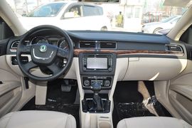 2012款斯柯达昊锐1.8TSI手自一体贵雅版