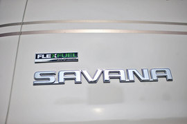   移动世界《名车志》体验GMC Savana 2500