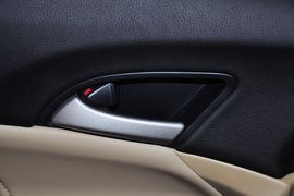 2012款广汽本田雅阁2.4EX