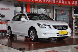 2012款广汽本田雅阁2.4EX