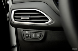 2017款全新悦动内饰