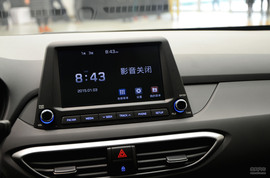 2017款全新悦动内饰