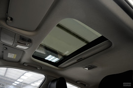 2017款全新悦动内饰