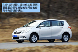 2012款丰田逸致1.8L