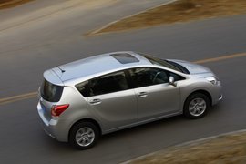 2012款丰田逸致1.8L