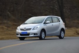 2012款丰田逸致1.8L