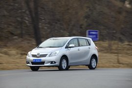 2012款丰田逸致1.8L