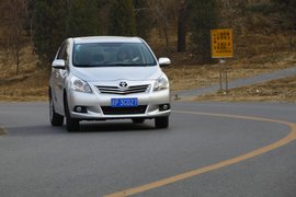 2012款丰田逸致1.8L