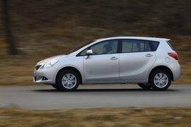 2012款丰田逸致1.8L