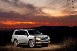 2013款雷克萨斯LX570