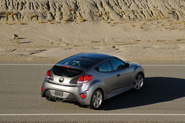 2013款现代飞思Veloster