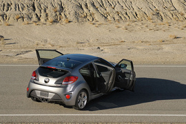 2013款现代飞思Veloster