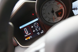 2012款法拉利FF冰雪试驾实拍