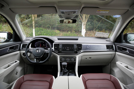 2017款上汽大众途昂380TSI旗舰版