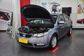 2011款起亚福瑞迪1.6L