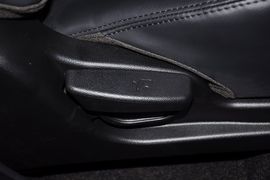 2011款起亚福瑞迪1.6L