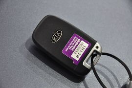 2011款起亚福瑞迪1.6L