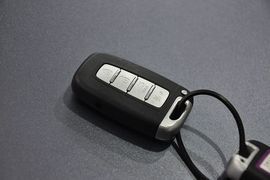2011款起亚福瑞迪1.6L