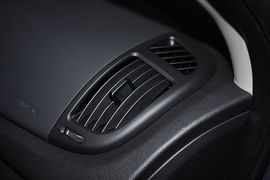 2011款起亚福瑞迪1.6L