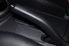 2011款起亚福瑞迪1.6L
