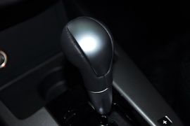 2011款起亚福瑞迪1.6L
