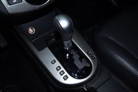 2011款起亚福瑞迪1.6L