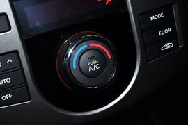 2011款起亚福瑞迪1.6L