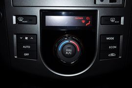 2011款起亚福瑞迪1.6L