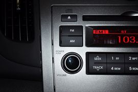 2011款起亚福瑞迪1.6L