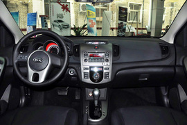 2011款起亚福瑞迪1.6L