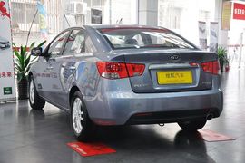 2011款起亚福瑞迪1.6L